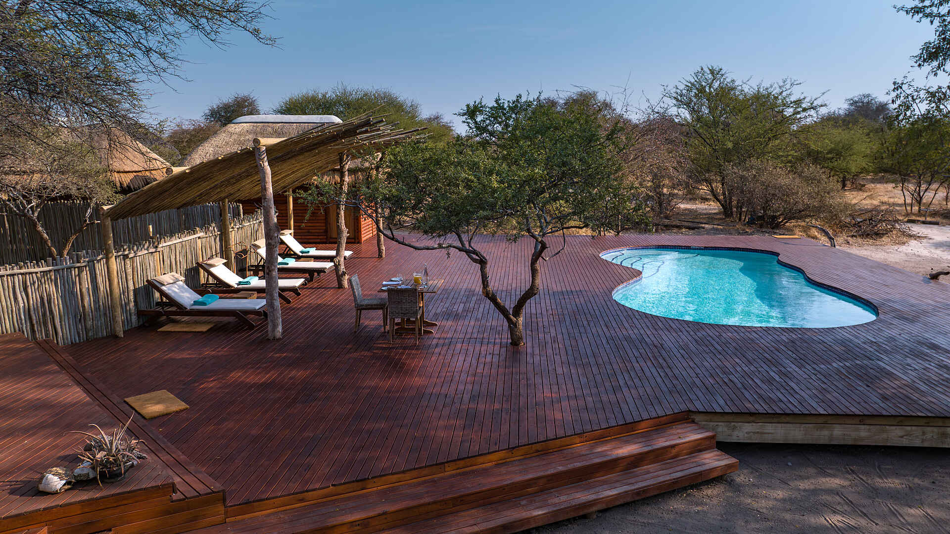 Evolve Back Gham Dhao Lodge: Pooldeck Evolve Back Gham Dhao Lodge: Pooldeck