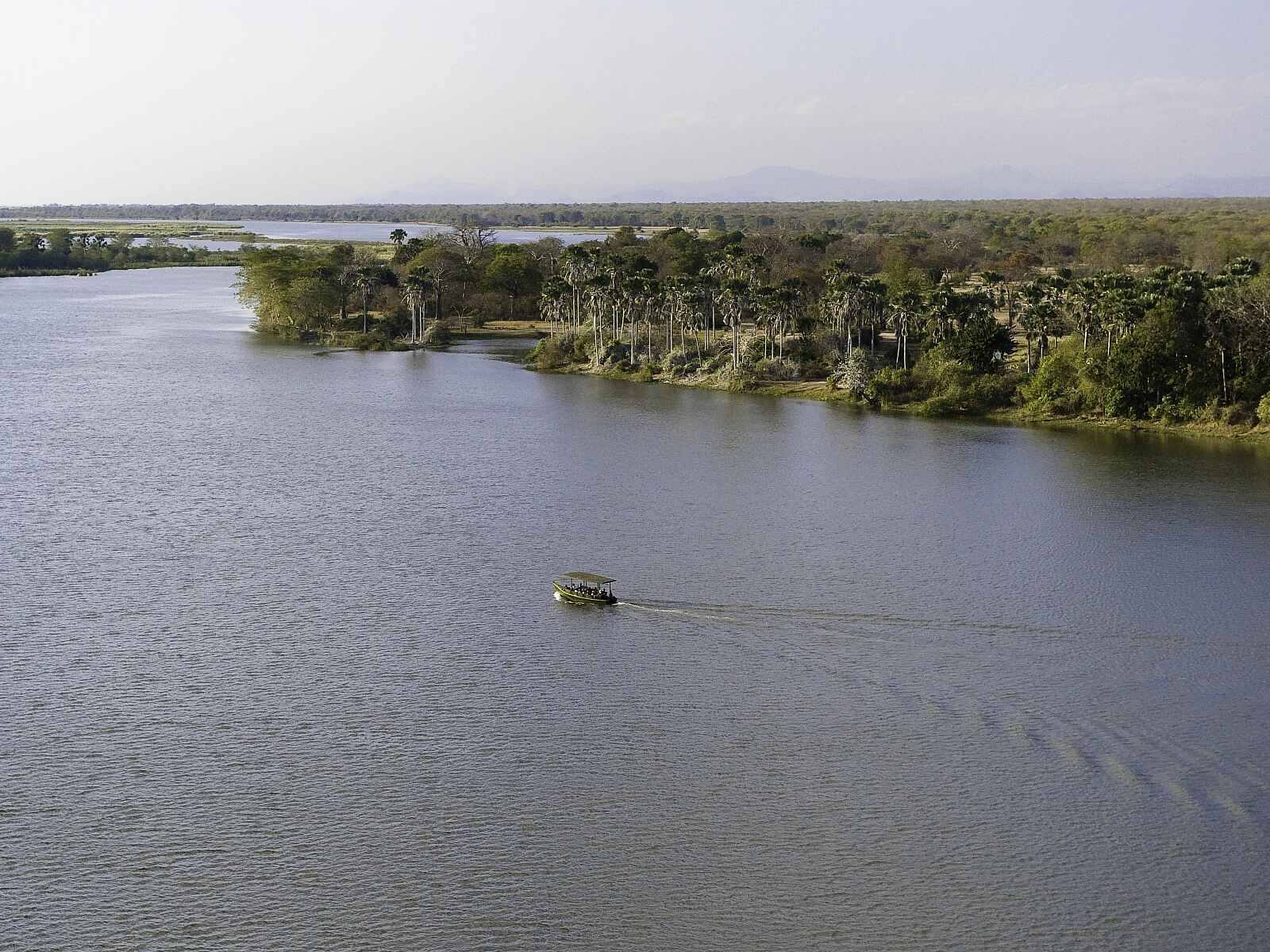 Mvuu Lodge: Der Shire aus der Luft Mvuu Lodge: Der Shire aus der Luft