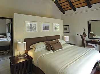 Phinda Mountain Lodge: Familiensuite Phinda Mountain Lodge: Familiensuite