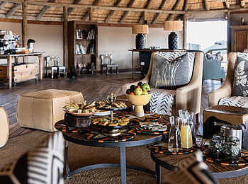 Savuti Camp: Lounge