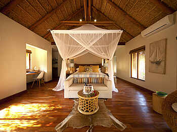 Azura Benguerra Island: Infinity Beach Villa Azura Benguerra Island: Infinity Beach Villa