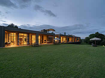 Loirien Mara Villas: Villa Außenansicht
