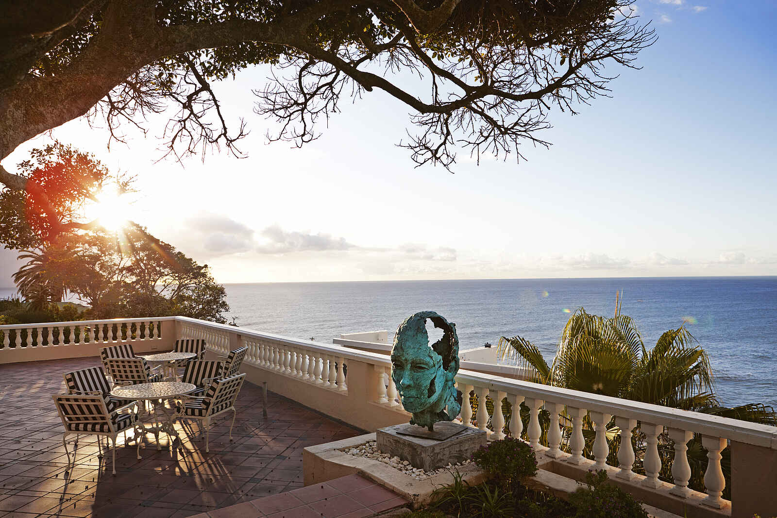 Ellerman House: Skulptur auf der unteren Gartenterrasse Ellerman House: Skulptur auf der unteren Gartenterrasse