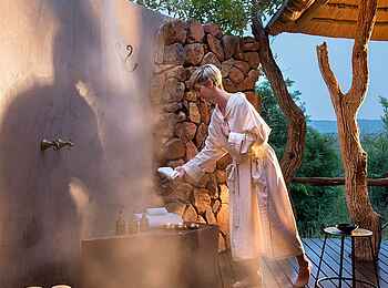 Madikwe Safari Lodge Kopano: Dithaba Suite Bad