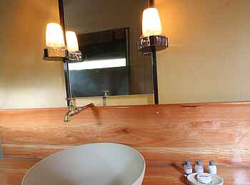 Sango Safari Camp: Waschtisch