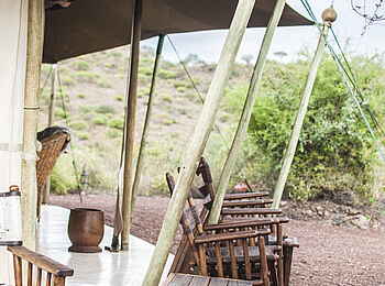 Shu'mata Camp: Außenansicht des Hauptzelts Shu'mata Camp: Außenansicht des Hauptzelts