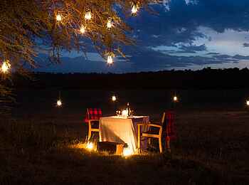 Mahali Mzuri: Privatdinner im Laternenlicht