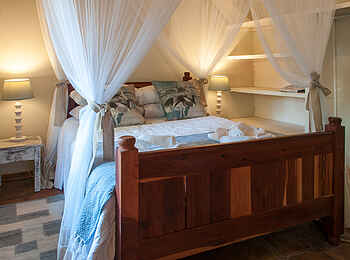 Bayete Guest Lodge: Doppelbett im Familien-Cottage