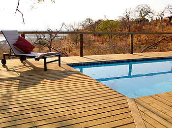 Chobe Elephant Camp: Swimmingpool am Chobe River Chobe Elephant Camp: Swimmingpool am Chobe River