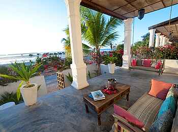 Ibo Island Lodge: Veranda der Zimmer mit direktem Meerblick