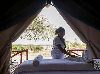 Mbuzi Mawe Serena Camp: Massagezelt Mbuzi Mawe Serena Camp: Massagezelt