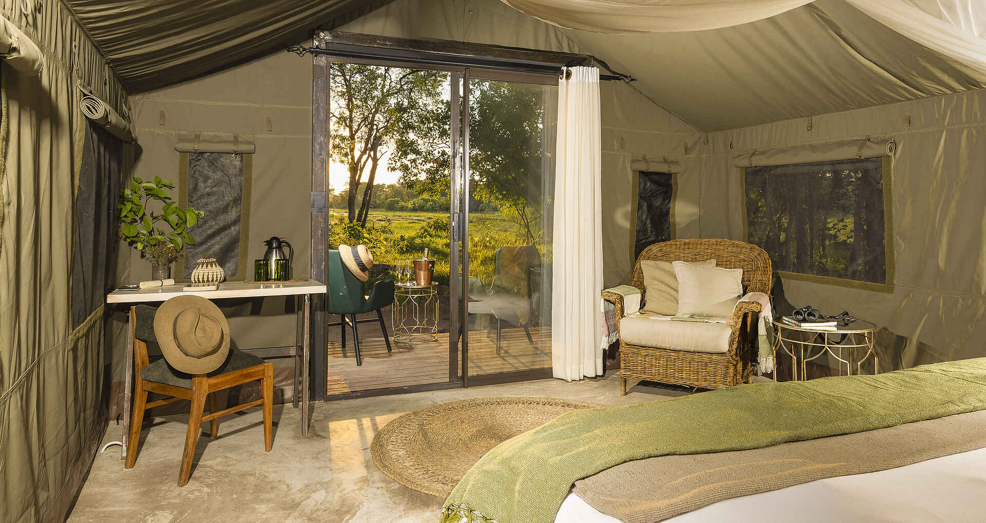 MmaTsebe Tented Camp: Zelt mit Blick nach draußen MmaTsebe Tented Camp: Zelt mit Blick nach draußen