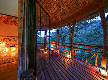 Mahogany Springs Safari Lodge: Honeymoon Suite - Terrasse