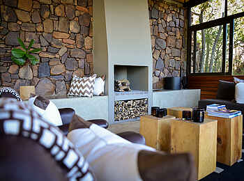 Marataba Mountain Lodge: Sitzecke am Kamin Marataba Mountain Lodge: Sitzecke am Kamin