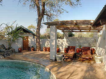 Notten's Bush Camp: Veranda am Pool Notten's Bush Camp: Veranda am Pool