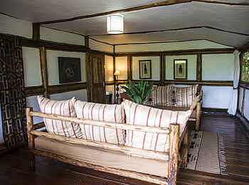 Buhoma Lodge: Kleine Lounge