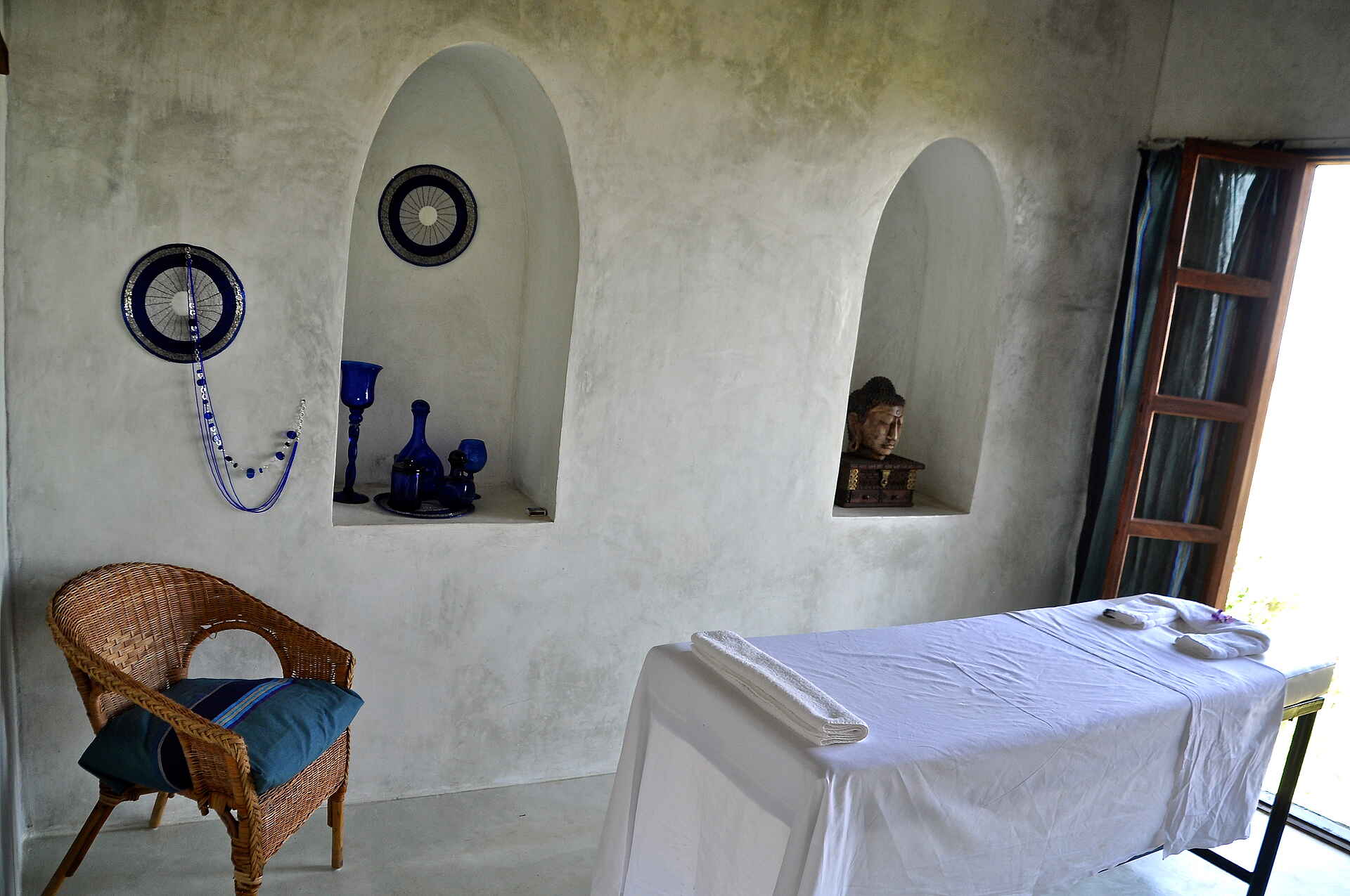 Grumeti Hills Camp, Serengeti, Tanganyika Expeditions, Massagesalon, Wandnische, Afrikarma, Afrikarma Safaris, Afrikarma Safaris - Wildnis. Hautnah., Afrikarma.de