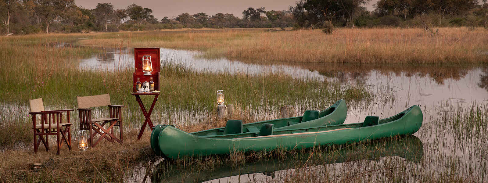 Okavango Explorers Camp: Die Kanus stehen bereit! Okavango Explorers Camp: Die Kanus stehen bereit!