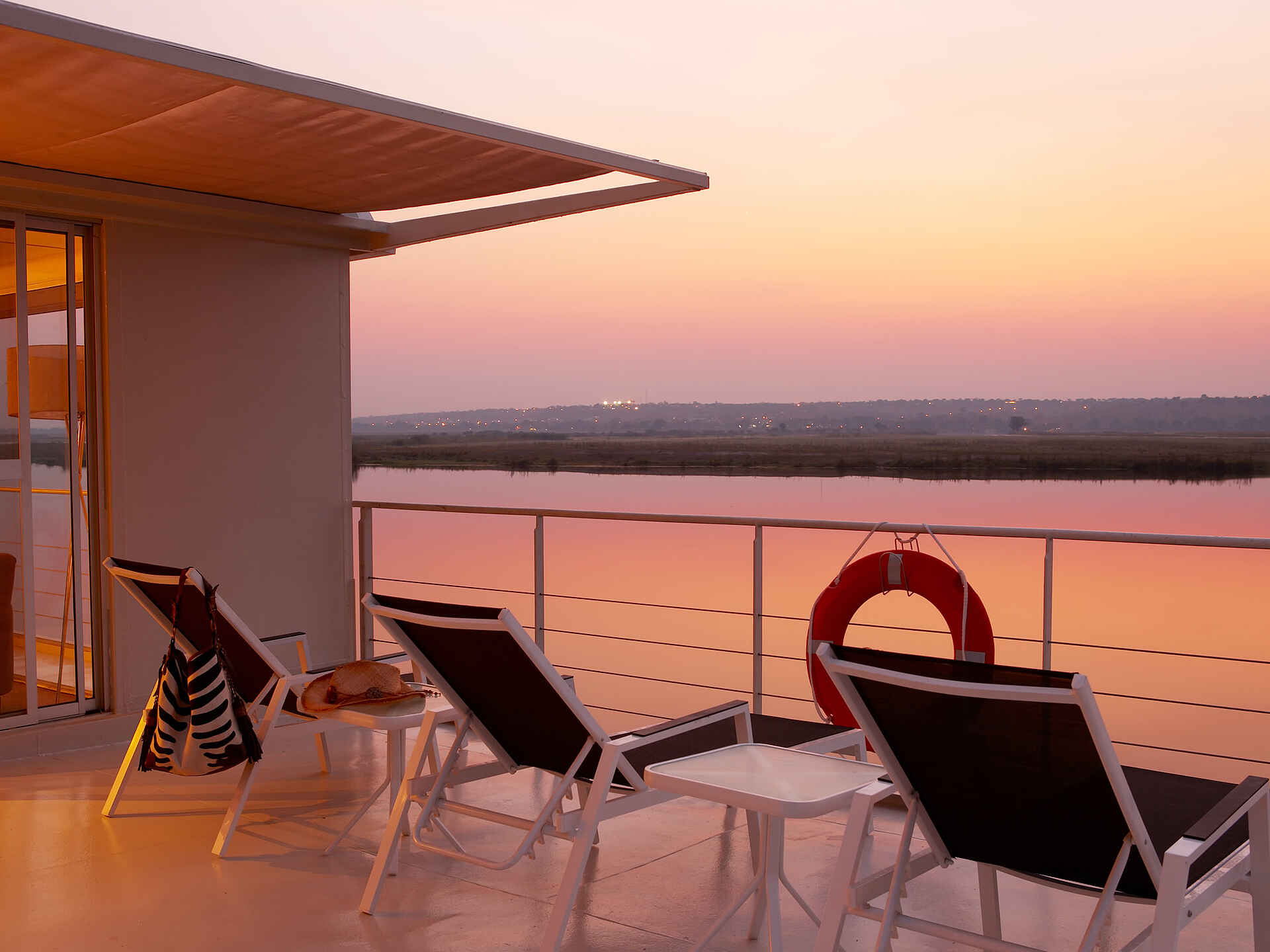 Aussichtsdeck, Chobe National Park, Chobe River, Flusskreuzfahrt, Impalila Island, Kasane, Zambezi Queen