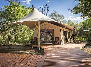 Amber River Camp: Blick auf den Zentralbereich Amber River Camp: Blick auf den Zentralbereich
