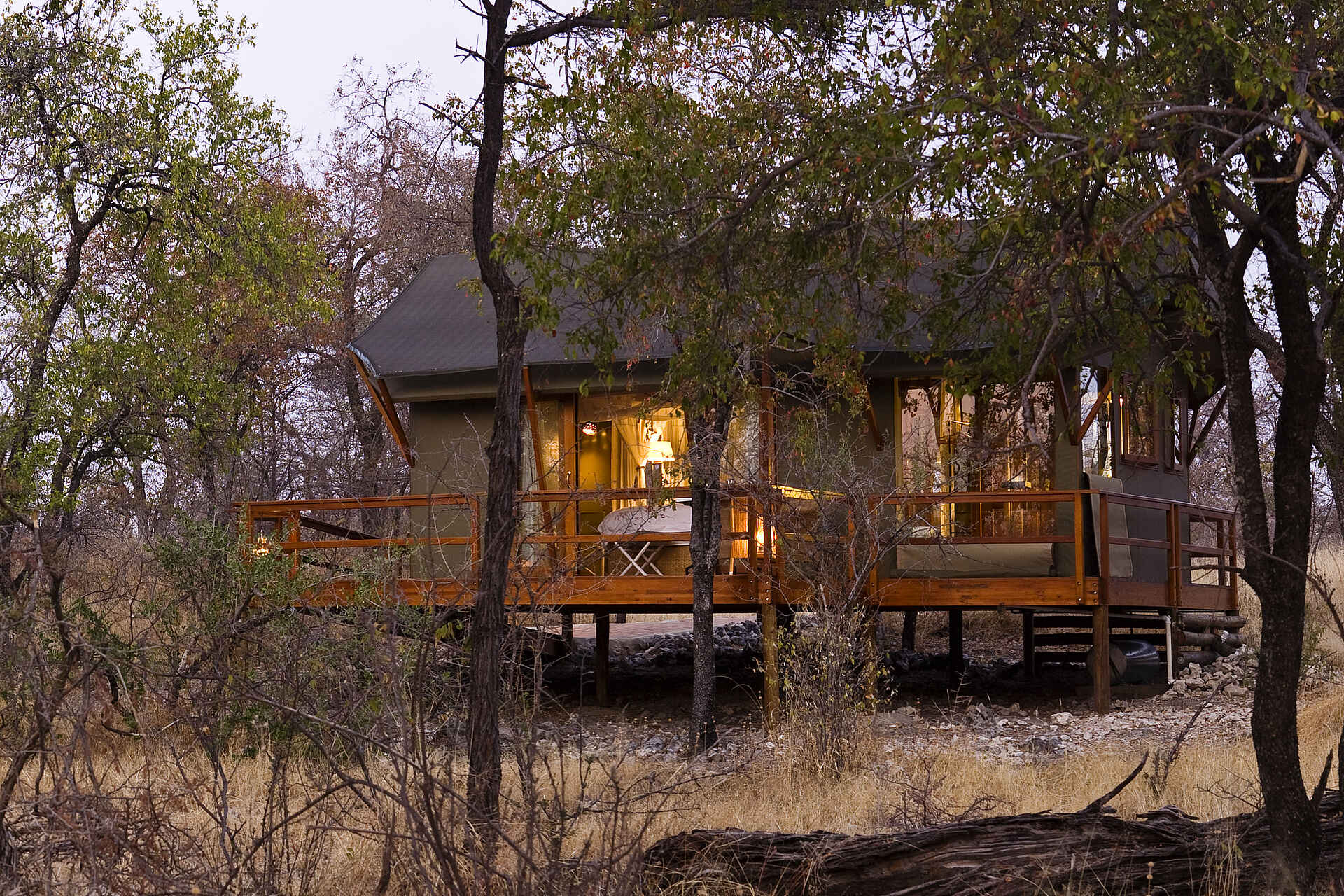 Abend, Gästezelt, Gästezeltexterieur, Zelt, Etosha, Etosha National Park, Mushara Collection, Mushara Outpost, Namutoni, Pampe Family, Etoshapfanne, Östlicher Etosharand