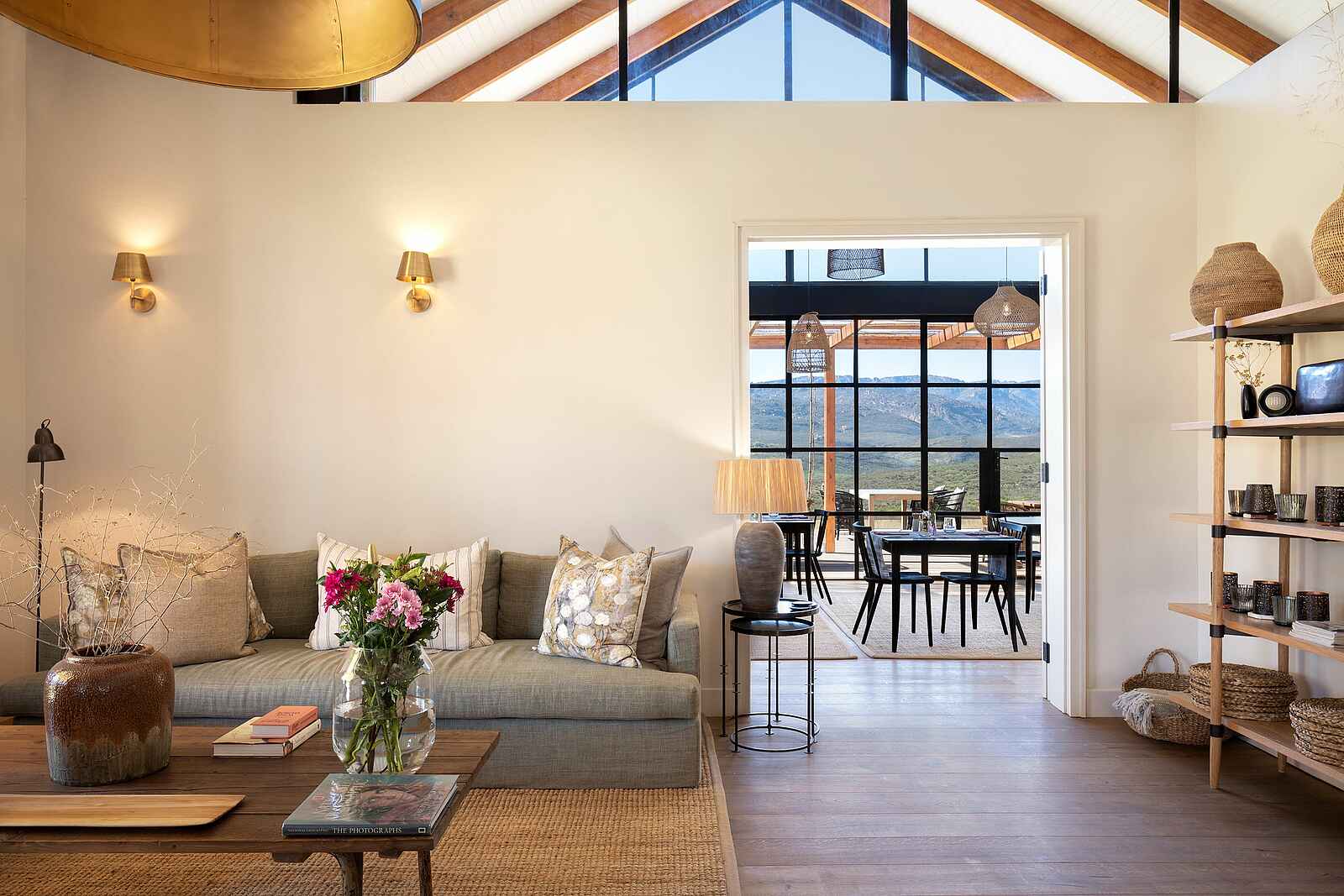 Simbavati Cederberg Ridge Lodge: Der Zentralbereich Simbavati Cederberg Ridge Lodge: Der Zentralbereich