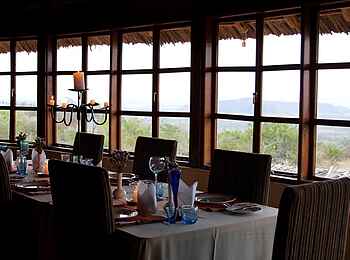 Sleeping Warrior Lodge: Dinner Time Sleeping Warrior Lodge: Dinner Time