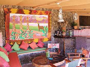 Sleeping Warrior Lodge: Safari Bar Sleeping Warrior Lodge: Safari Bar