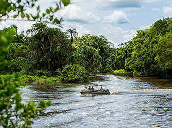 Mboko Camp: Landschaftserlebnis im Boot