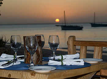 Azura Benguerra Island: Dinner am Strand Azura Benguerra Island: Dinner am Strand