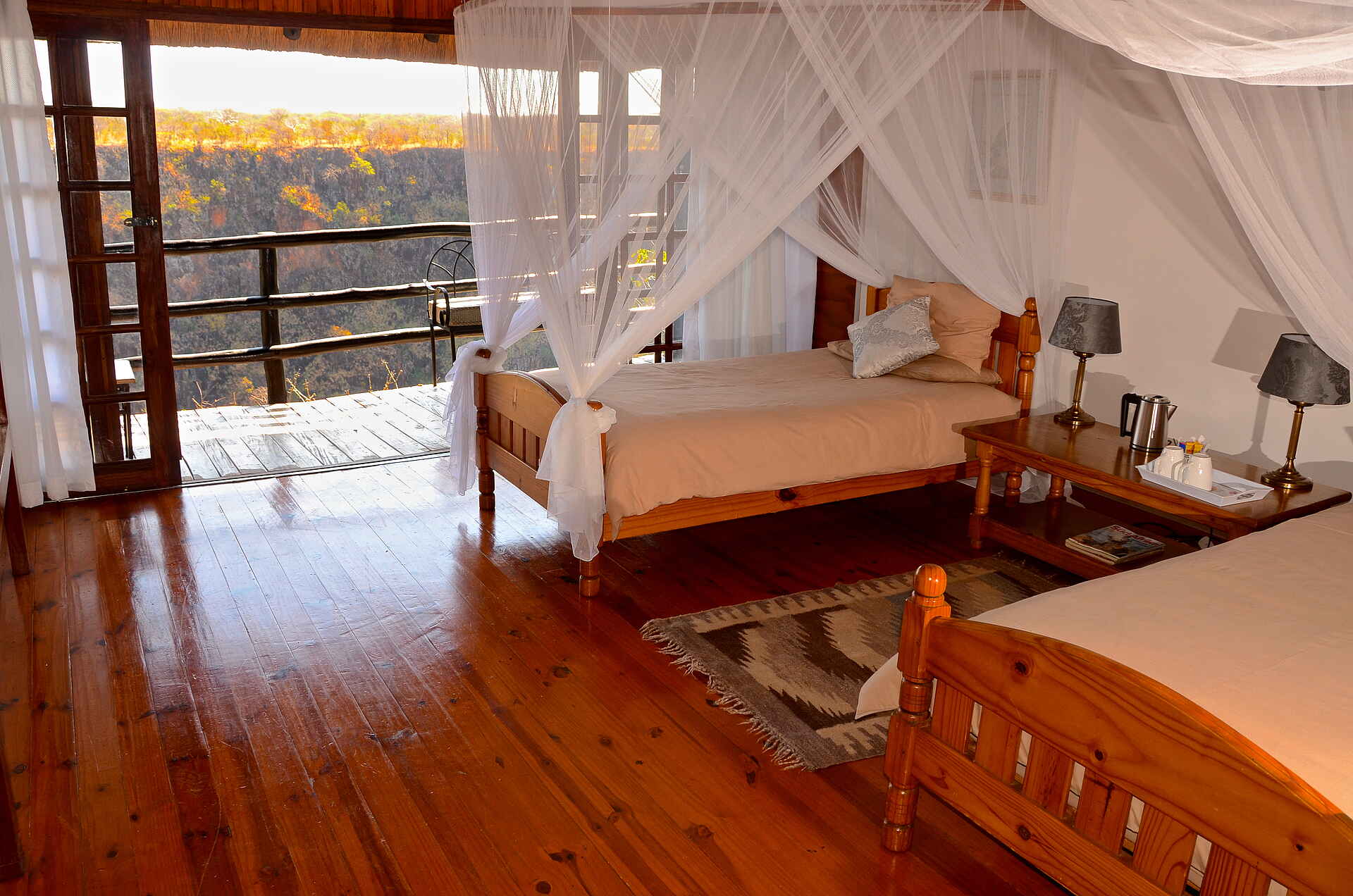 Gorges Lodge, Imvelo, Sambesi, Sambesi-Schlucht, Viktoriafälle, Einzelbett, Garten, Gästechalet, Moskitonetz, Batoka Gorge, Dibu Dibu, afrikarma, afrikarma Safaris, afrikarma Wildnis hautnah, afrikarma.de