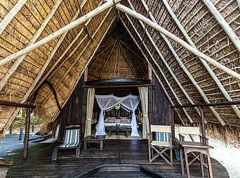 Greystoke Mahale Lodge: Terrasse Greystoke Mahale Lodge: Terrasse