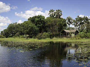 Jacana Camp: Blick zur Insel Jacana Camp: Blick zur Insel