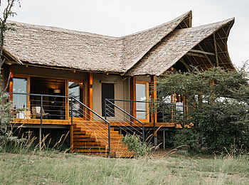 Naboisho Camp: Family Tent Terrasse