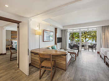 Shandrani Beachcomber Resort and Spa: Superior Suite  Shandrani Beachcomber Resort and Spa: Superior Suite