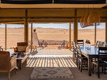 Wolwedans Plains Camp: Blick nach draußen Wolwedans Plains Camp: Blick nach draußen