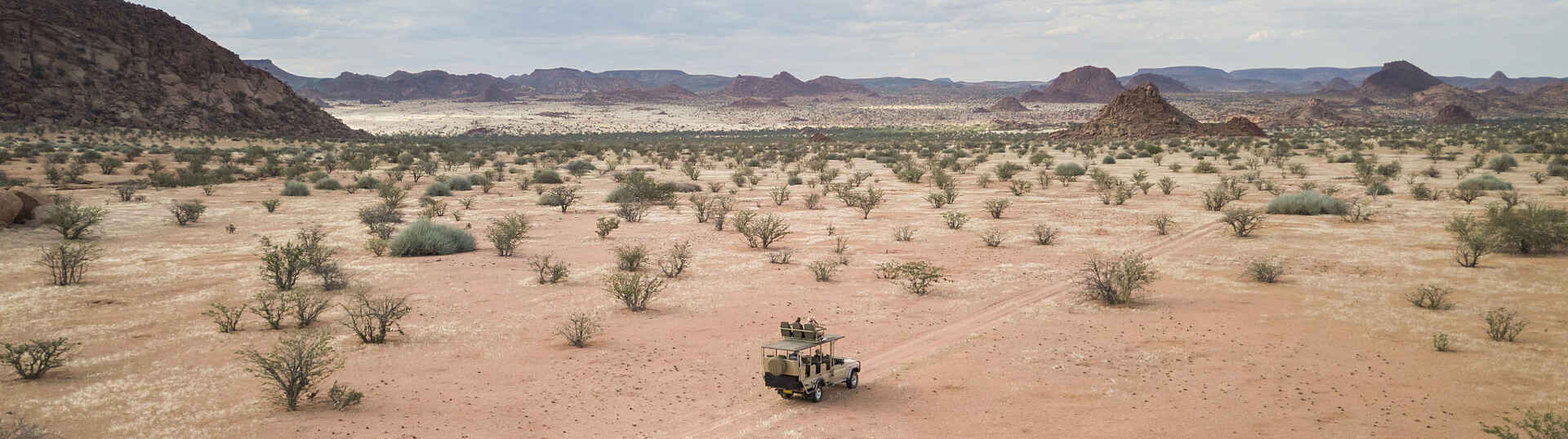 Onduli Ridge Camp: Naturfahrt durch die Landschaft Onduli Ridge Camp: Naturfahrt durch die Landschaft