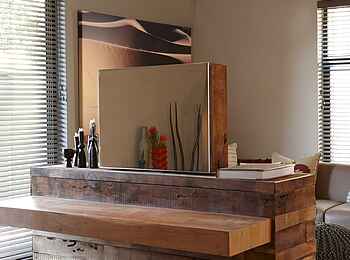 The Olive Exclusive: Namib - Spiegel und Dress Table