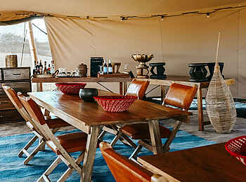 Wilderness Usawa Serengeti: Restaurantbereich Wilderness Usawa Serengeti: Restaurantbereich