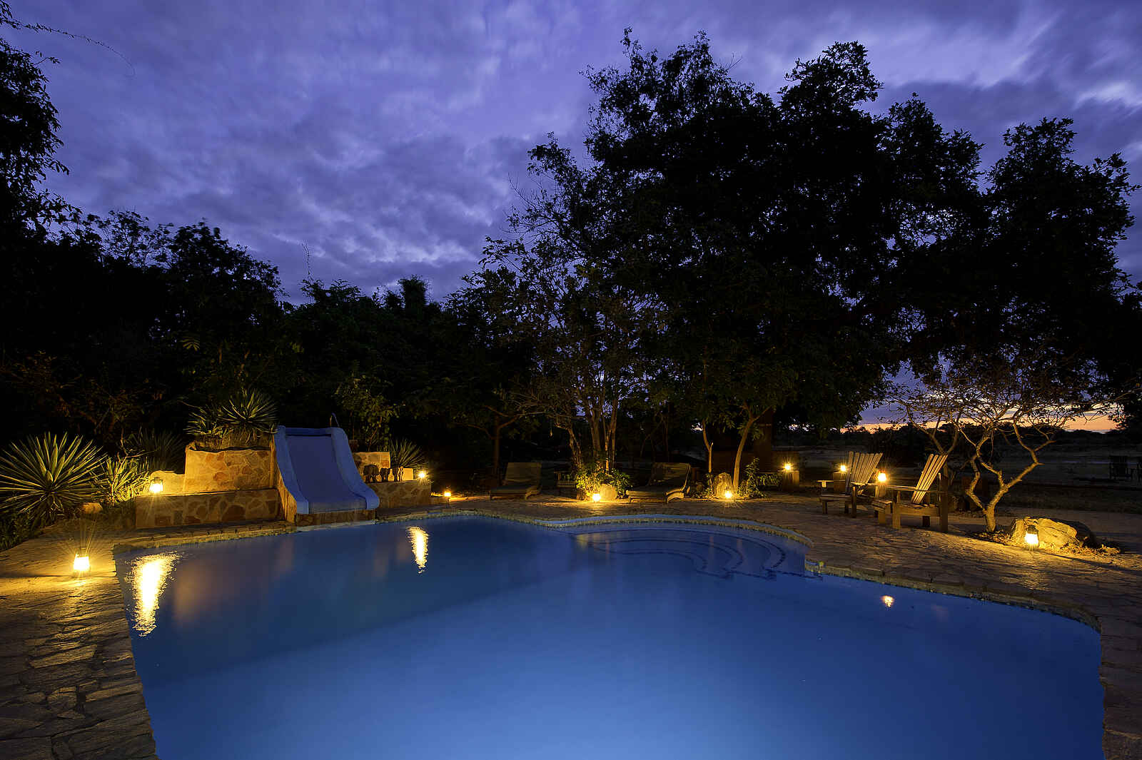 Flatdogs Camp: Swimming Pool Flatdogs Camp: Swimming Pool