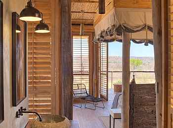 Jabali Ridge Camp: Waschtisch