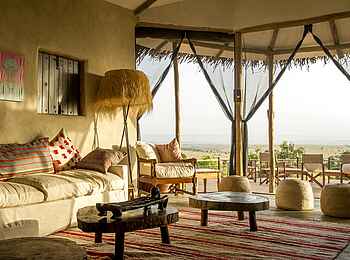 Mkombe's House Lamai: Main Area