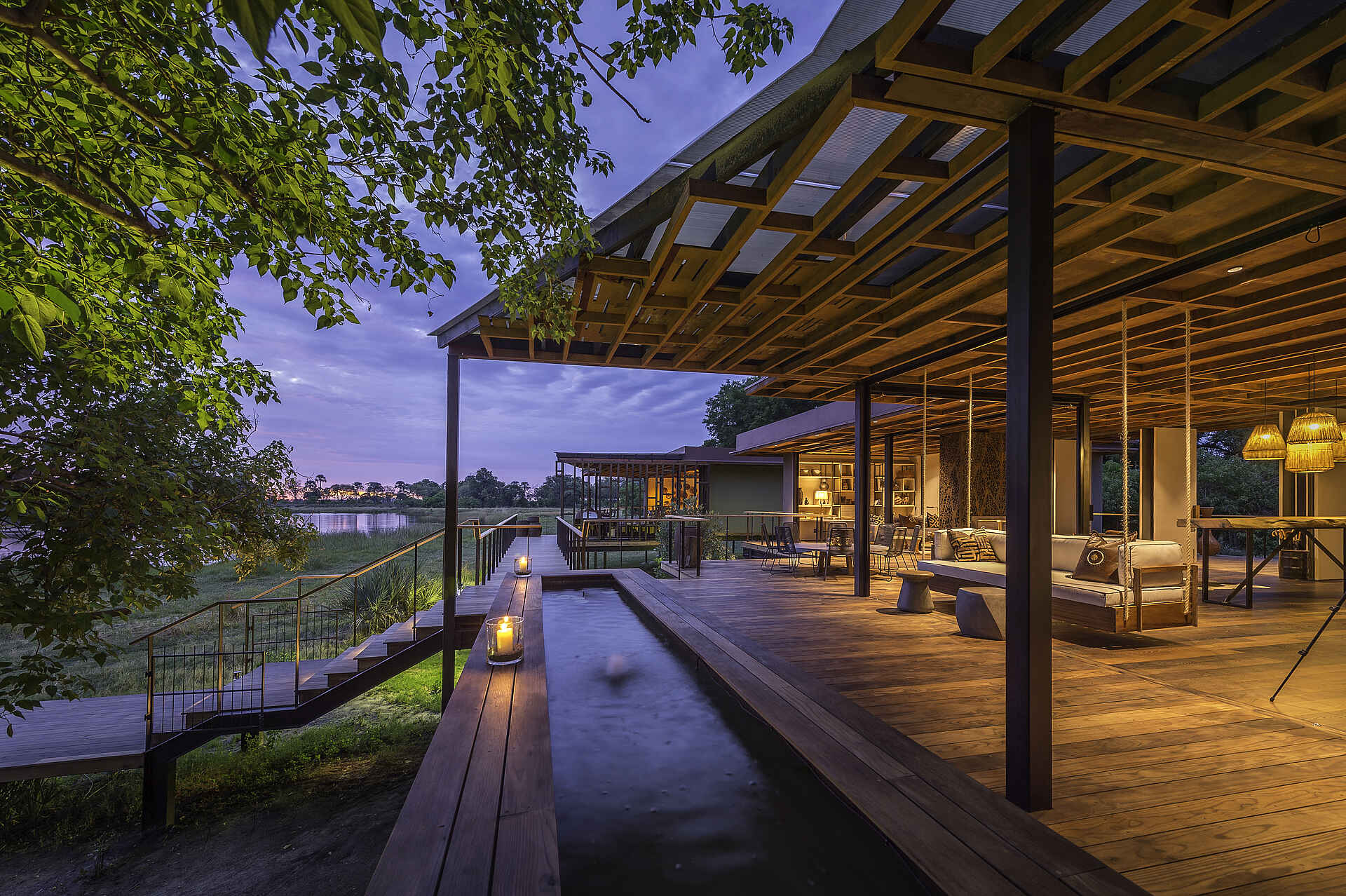 Qorokwe Camp: Lounge und Vordach