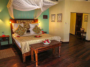 Anna of Zanzibar: Doppelbett