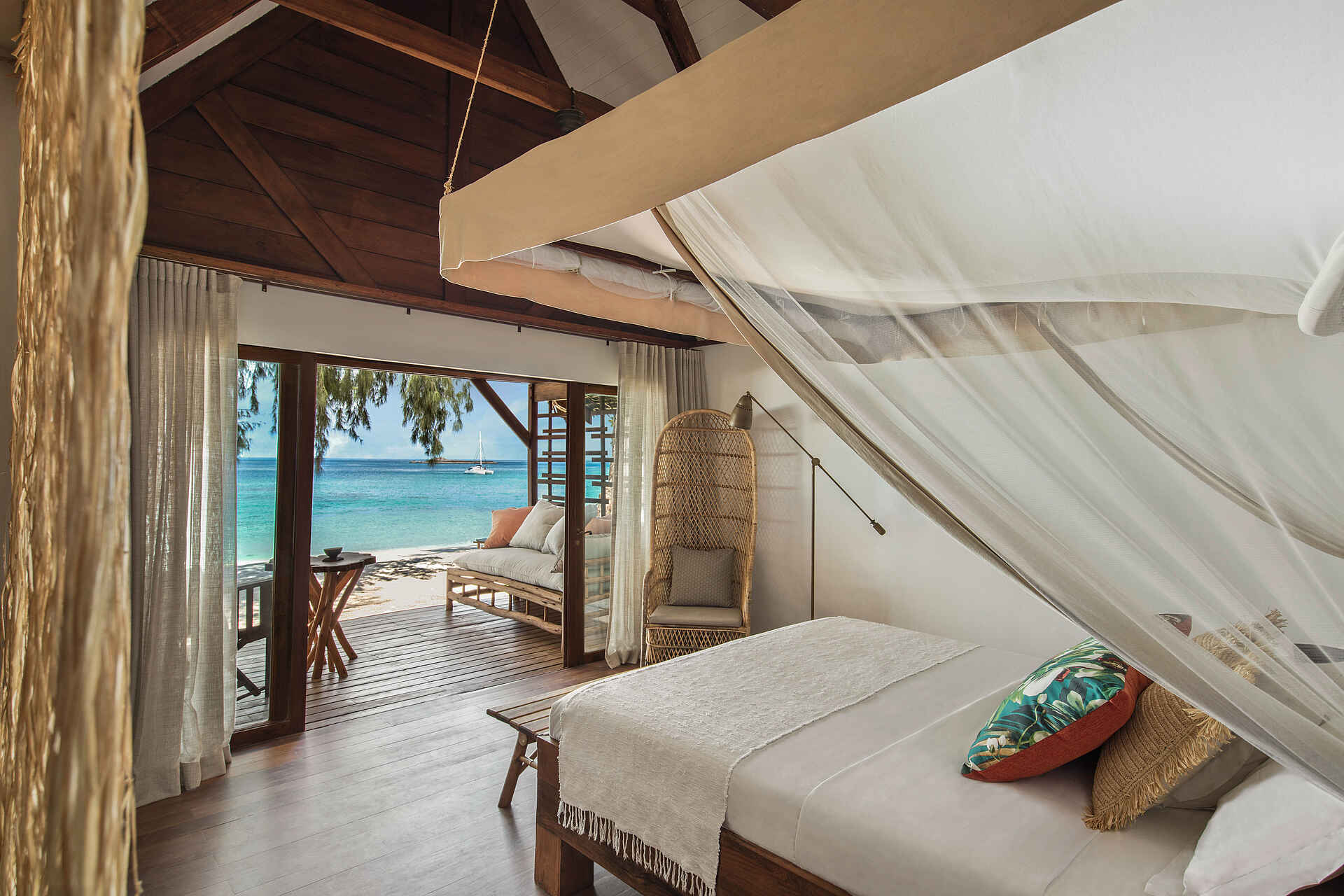 Constance Tsarabanjina: Blick nach draußen