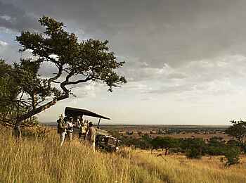 Singita Explore Mobile Tented Camp: Pirschfahrt mit Aussicht Singita Explore Mobile Tented Camp: Pirschfahrt mit Aussicht