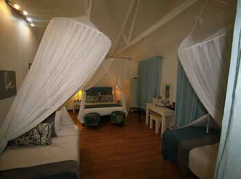 The Old House: Das Familienzimmer The Old House: Das Familienzimmer