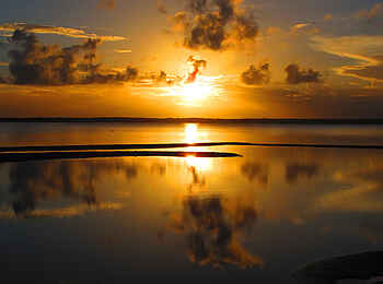 Thonga Beach Lodge: Sonnenuntergang am Sibaya See Thonga Beach Lodge: Sonnenuntergang am Sibaya See