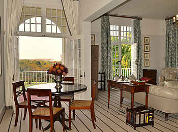 Victoria Falls Hotel: Lounge einer Präsidentensuite