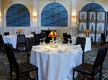 Victoria Falls Hotel: Privater Dinner Table